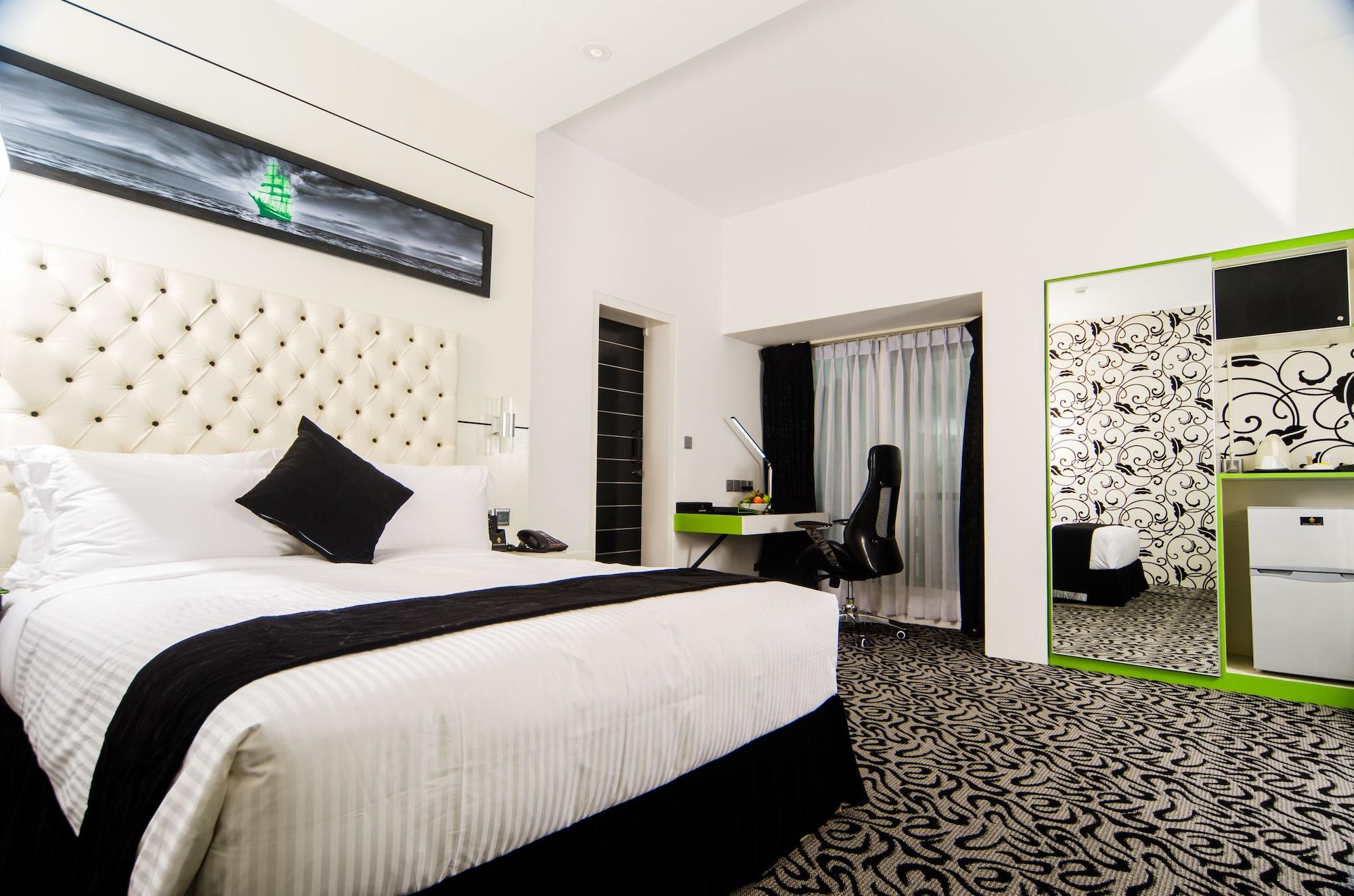 Executive Inn Дака Екстериор снимка